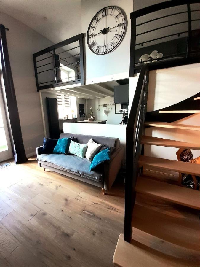 Charmant Studio En Duplex Esprit Loft Avec Balcon Vue Mer, Et Piscine Exterieure لو كروازيك المظهر الخارجي الصورة
